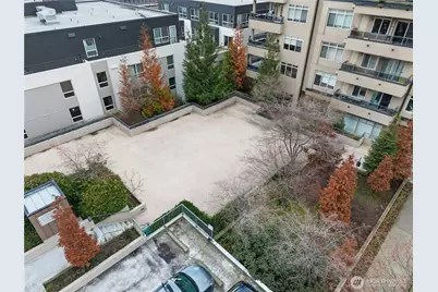 1000 N Aurora Avenue #409, Seattle, WA 98109 - Photo 29