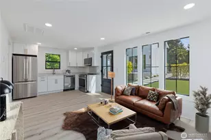 7743 Seward Park Ave S, Seattle, WA 98118 - Photo 33