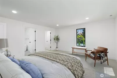 7743 Seward Park Avenue S, Seattle, WA 98118 - Photo 17