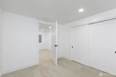 7743 Seward Park Avenue S, Seattle, WA 98118 - Photo 25