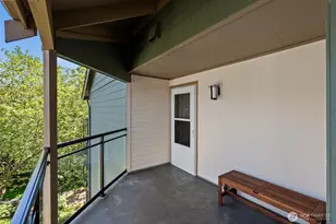 3008 N Narrows Dr, Tacoma, WA 98407 - Photo 3