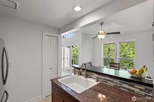 3008 N Narrows Dr, Tacoma, WA 98407 - Photo 9