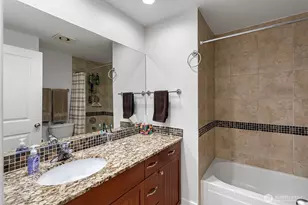 3008 N Narrows Dr, Tacoma, WA 98407 - Photo 15