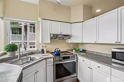 3924 243rd Place SE #G-203, Bothell, WA 98021 - Photo 7