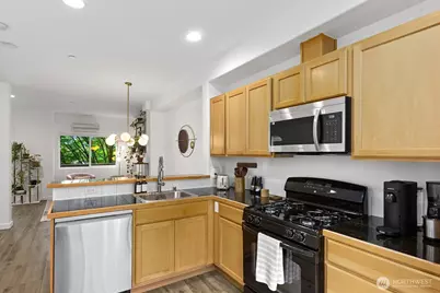8063 165th Lane NE, Redmond, WA 98052 - Photo 15