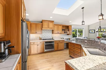 809 Driftwood Place, Edmonds, WA 98020 - Photo 11