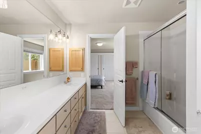 809 Driftwood Place, Edmonds, WA 98020 - Photo 35