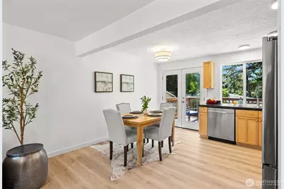 12627 NE 157th Street, Woodinville, WA 98072 - Photo 11