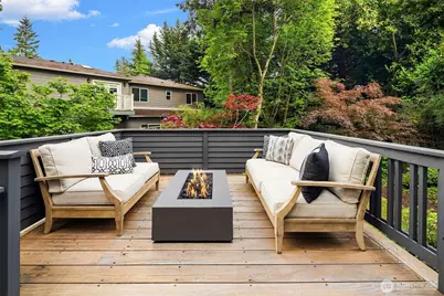 2038 9th Street W, Kirkland, WA 98033 - Photo 13