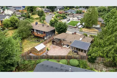 10778 68th Avenue S, Seattle, WA 98178 - Photo 31