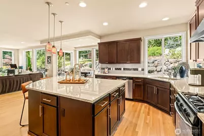 22204 34th Avenue SE, Bothell, WA 98021 - Photo 11