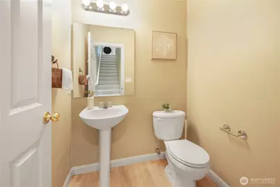 12330 NE 92nd Lane #402, Kirkland, WA 98033 - Photo 13