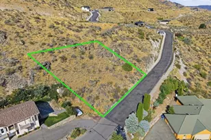 137 Long Dr, Chelan, WA 98816 - Photo 1