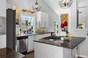 11621 19th Ave SW, Burien, WA 98146 - Photo 11