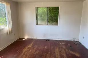 915 Greenleaf Ave, Burlington, WA 98233 - Photo 3