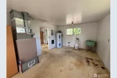 915 Greenleaf Avenue, Burlington, WA 98233 - Photo 13