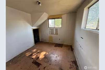 915 Greenleaf Avenue, Burlington, WA 98233 - Photo 5