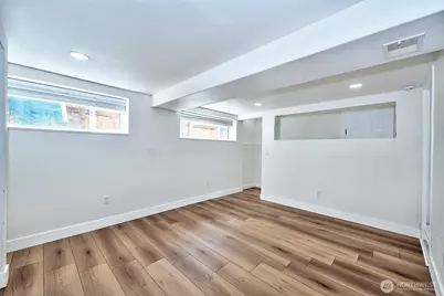 3806 35th Avenue W #Unit 1, Seattle, WA 98199 - Photo 13