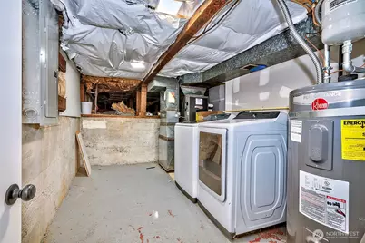 3806 35th Avenue W #Unit 1, Seattle, WA 98199 - Photo 15