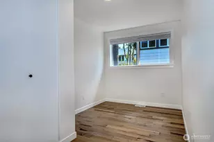 3806 35th Ave W, Seattle, WA 98199 - Photo 11