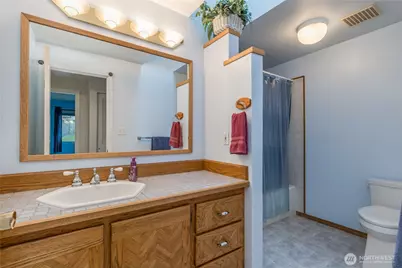 2555 Forest Ridge Drive SE, Auburn, WA 98002 - Photo 15