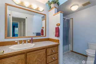 2555 Forest Ridge Dr SE, Auburn, WA 98002 - Photo 15