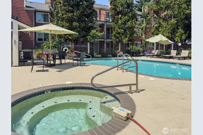 12511 SE 41st Place #A303, Bellevue, WA 98006 - Photo 23