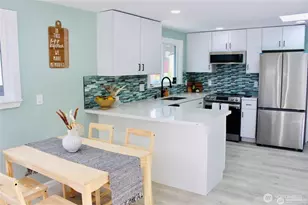9040 17th Ave SW, Seattle, WA 98106 - Photo 9