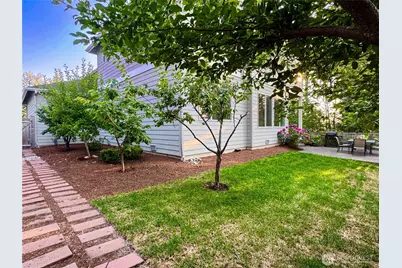 1939 213th Court SE, Sammamish, WA 98075 - Photo 35