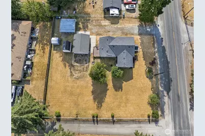 11204 122nd Street E, Puyallup, WA 98374 - Photo 5