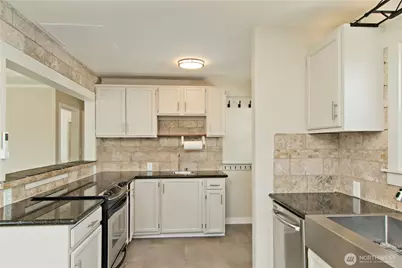 3228 SW 97th Street, Seattle, WA 98126 - Photo 9