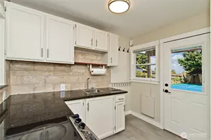 3228 SW 97th St, Seattle, WA 98126 - Photo 11