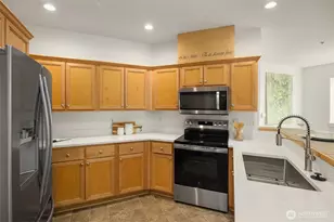 22675 NE Alder Crest Dr, Redmond, WA 98053 - Photo 19