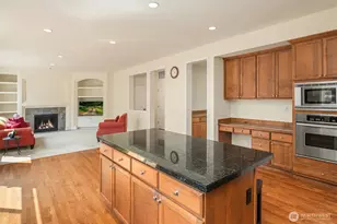 35909 Boulder Ct, Snoqualmie, WA 98065 - Photo 15