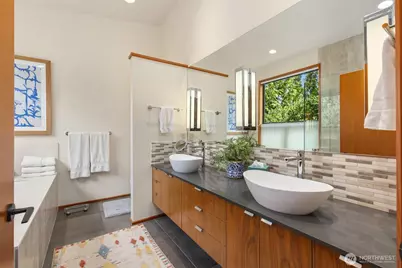 175 Wood Avenue SW, Bainbridge Island, WA 98110 - Photo 21