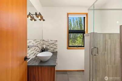 175 Wood Avenue SW, Bainbridge Island, WA 98110 - Photo 25