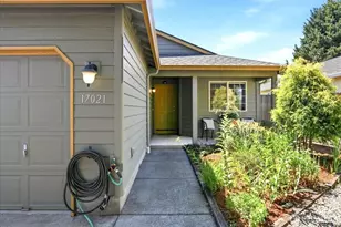 17021 SE 18th St, Vancouver, WA 98683 - Photo 3