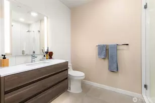 10232 NE 10th St, Bellevue, WA 98004 - Photo 7