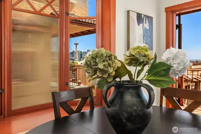 371 W Olympic Place, Seattle, WA 98119 - Photo 7