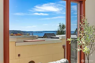 371 W Olympic Pl, Seattle, WA 98119 - Photo 11