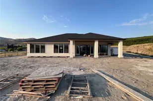 21 Loretta Ln, Chelan, WA 98816 - Photo 15