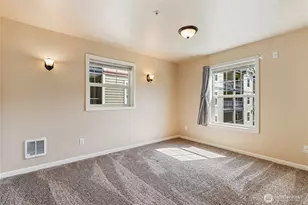 690 32nd St, Bellingham, WA 98225 - Photo 17