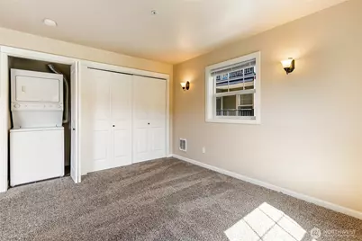 690 32nd Street #B301, Bellingham, WA 98225 - Photo 15