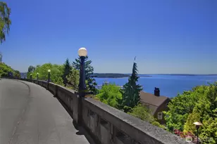 516 W Howe St, Seattle, WA 98119 - Photo 29