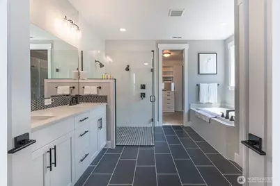 7219 Myers Road E, Bonney Lake, WA 98391 - Photo 19