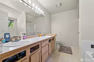 12516 SE 225th Ct, Kent, WA 98031 - Photo 17