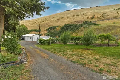 100 Vernon Lane, Dayton, WA 99328 - Photo 3