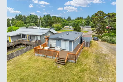 13301 North Place, Long Beach, WA 98631 - Photo 1