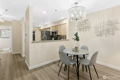 601 12th Avenue NW #E4, Issaquah, WA 98027 - Photo 9