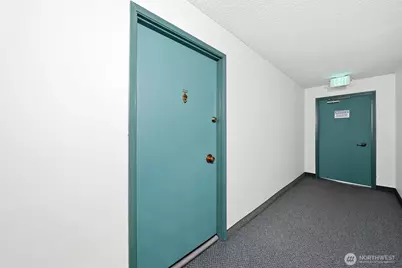 5630 200th Street SW #B306, Lynnwood, WA 98036 - Photo 5